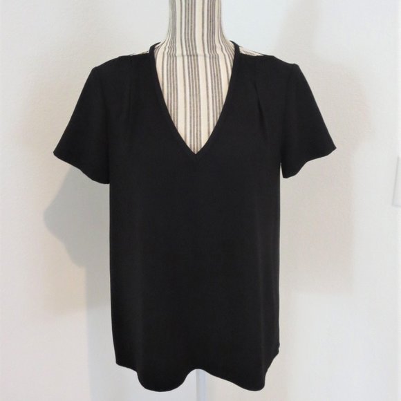 Trina Turk Tops - Trina Turk Loose Fit Blouse Cut Out Design